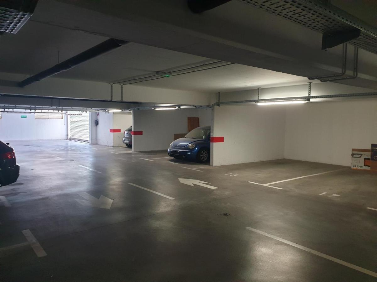 Apartment Flowers, Free Garage Parking ซาดาร์ ภายนอก รูปภาพ