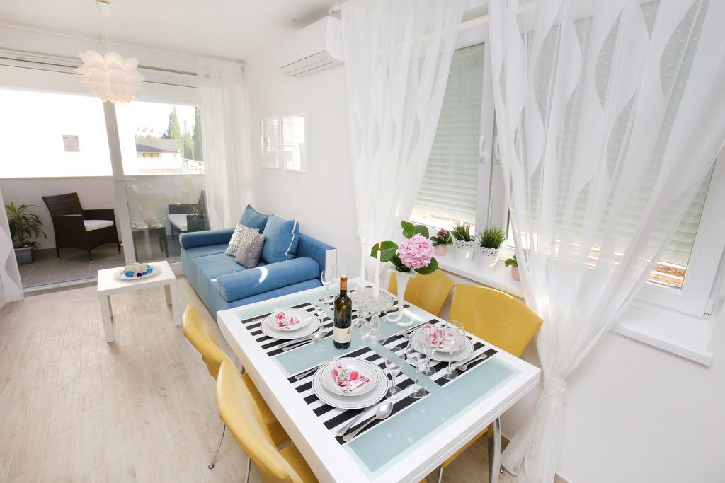 Apartment Flowers, Free Garage Parking ซาดาร์ ห้อง รูปภาพ